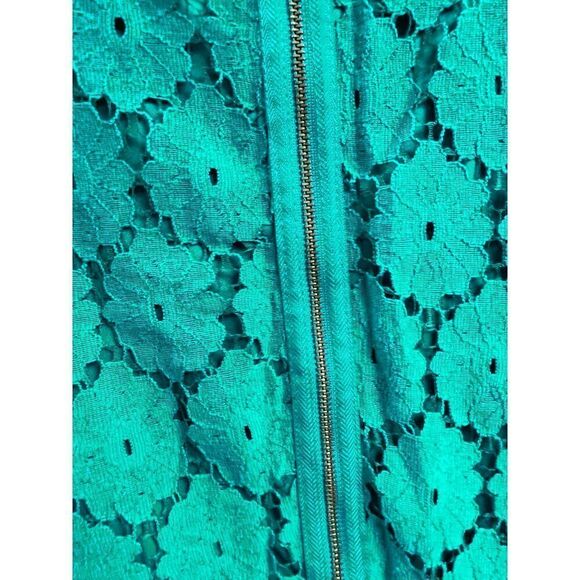 Xhiliration Green Lace Overlay Cap Skeeve Mini Stretch Dress Size Medium - Picture 2 of 6